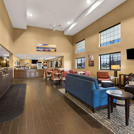Comfort Inn Ludington Near Us-10 Luaran gambar