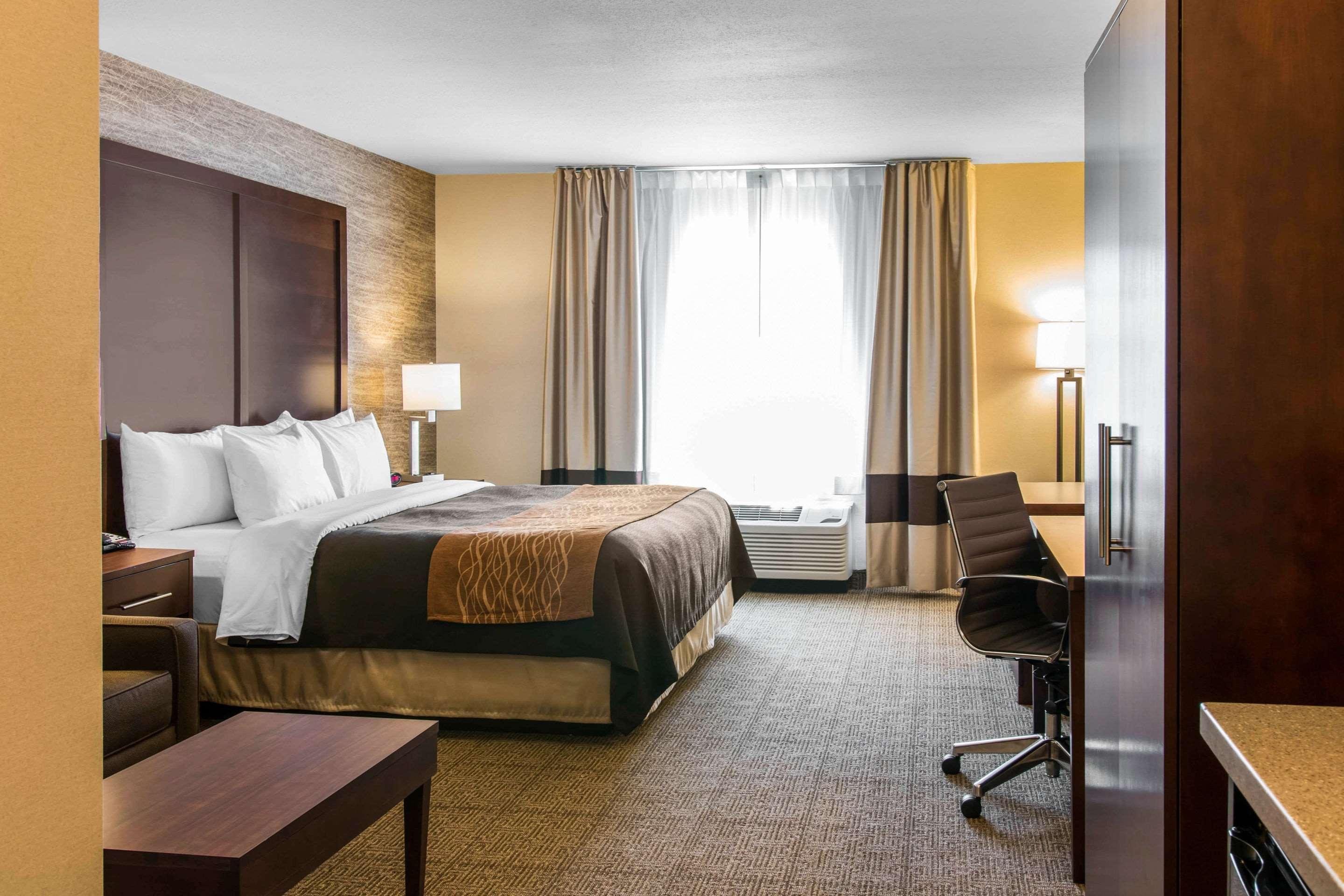 Comfort Inn Ludington Near Us-10 Luaran gambar