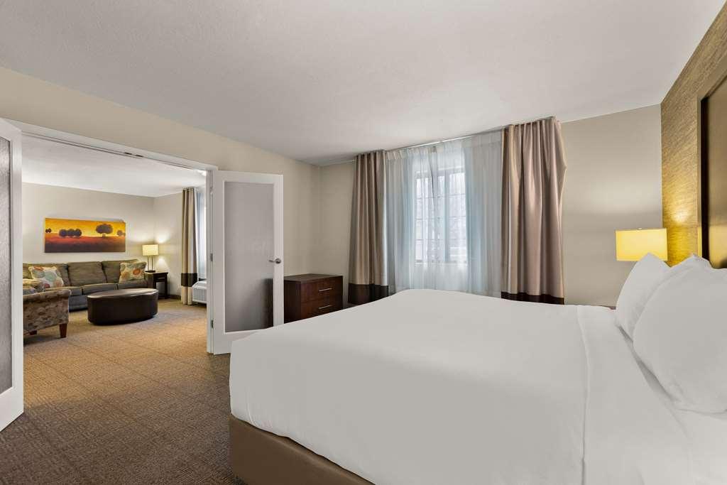Comfort Inn Ludington Near Us-10 Bilik gambar