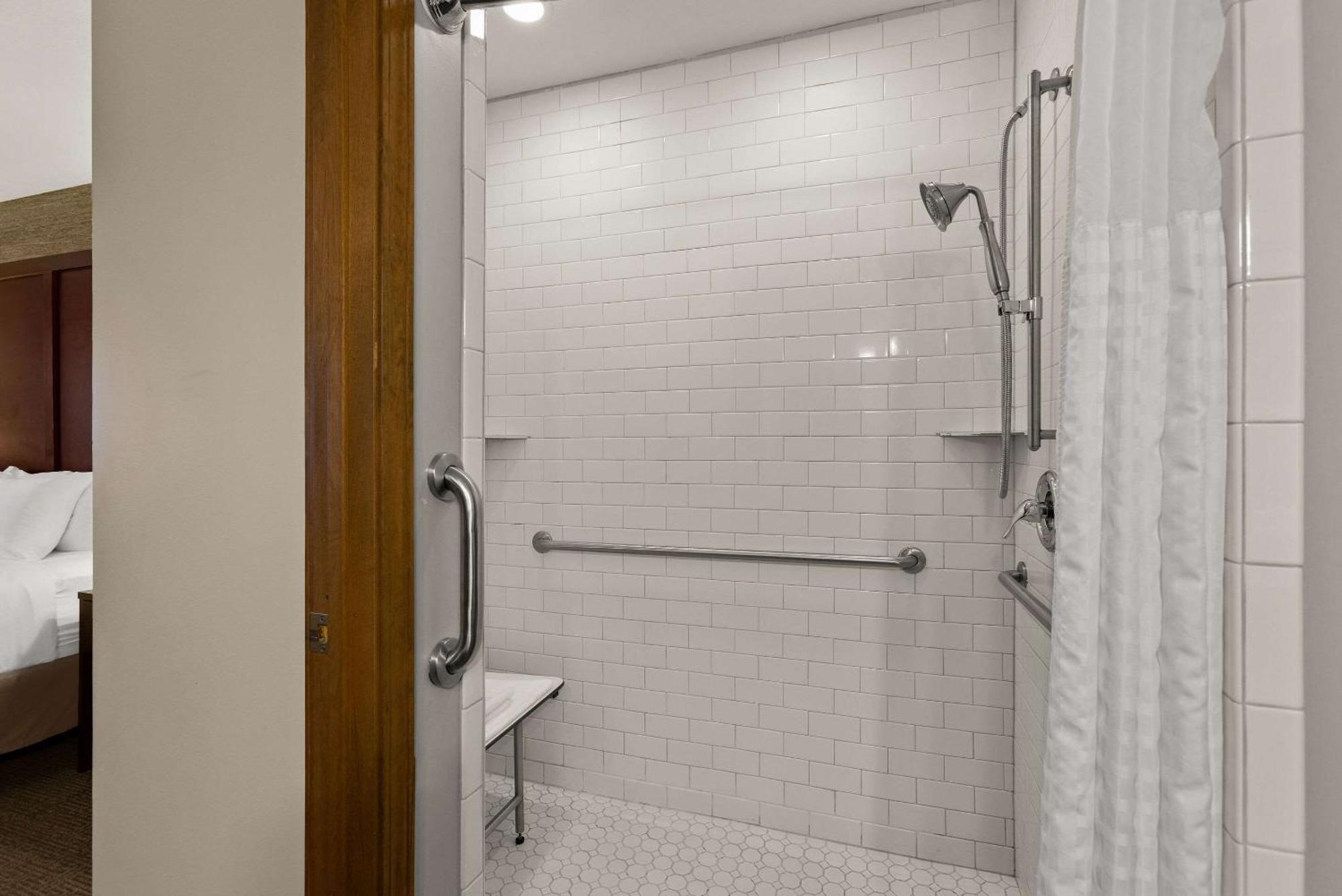 Comfort Inn Ludington Near Us-10 Luaran gambar