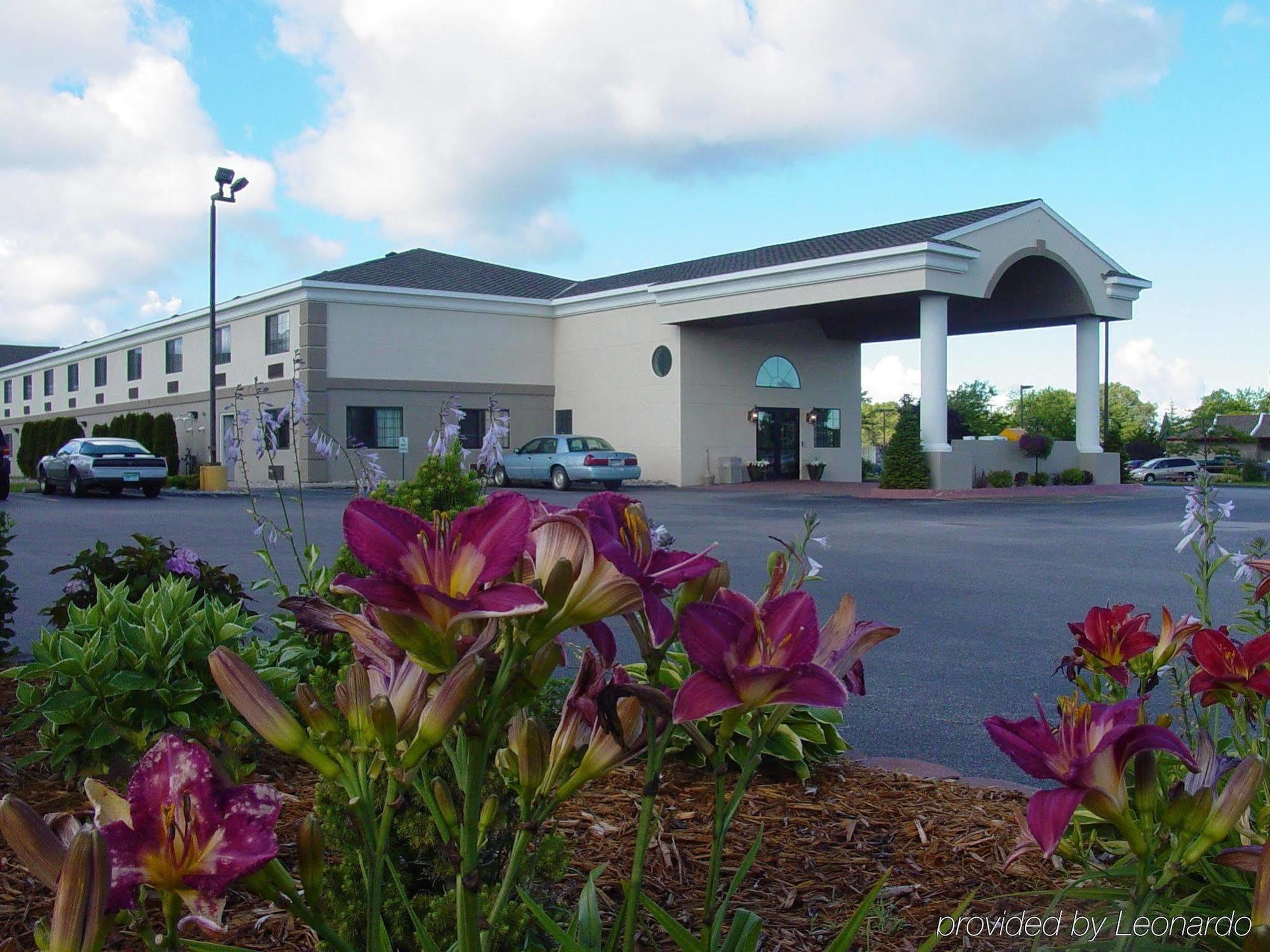 Comfort Inn Ludington Near Us-10 Luaran gambar